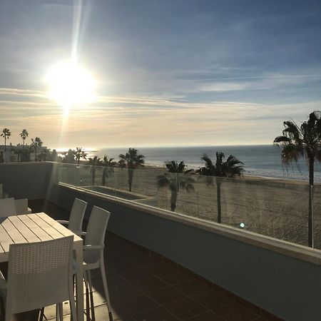 Апартаменты Atico Al Sol En Primera Linea De Playa Рота Экстерьер фото